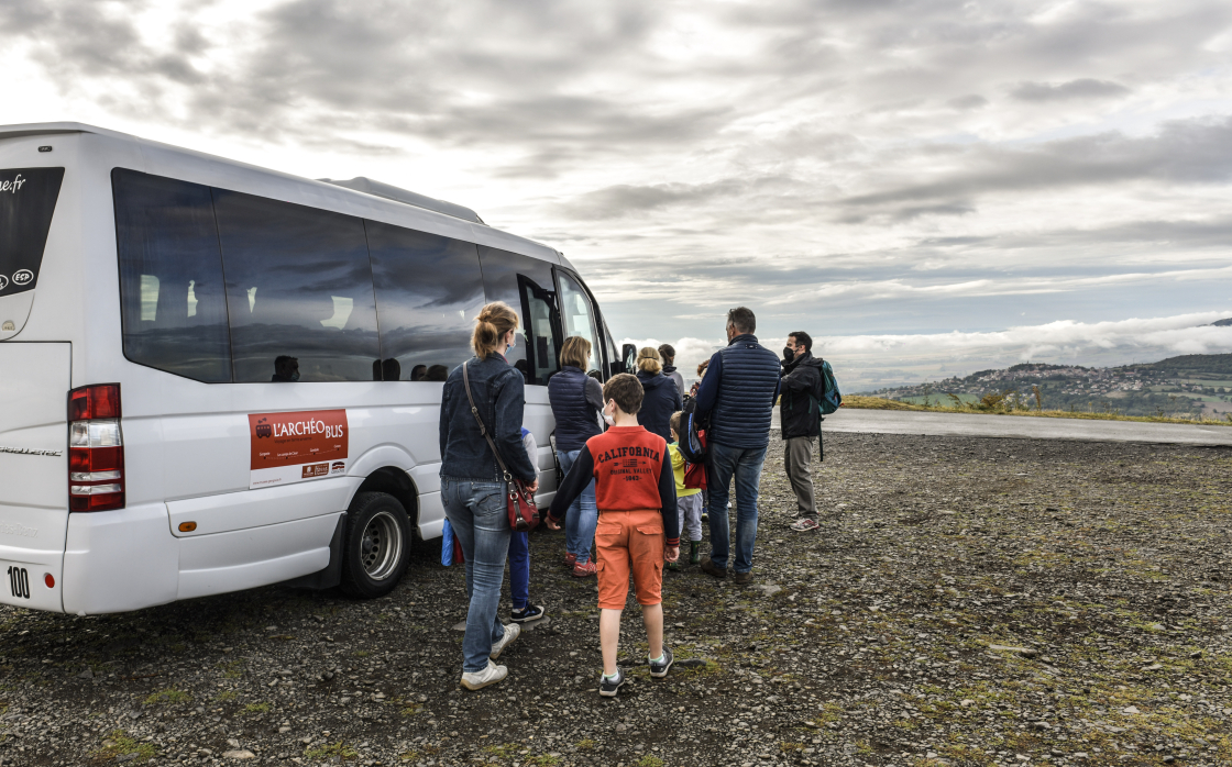 © Embarquez dans l’Archéobus, visite itinérante gauloise | Journées Européennes du Patrimoine 2024